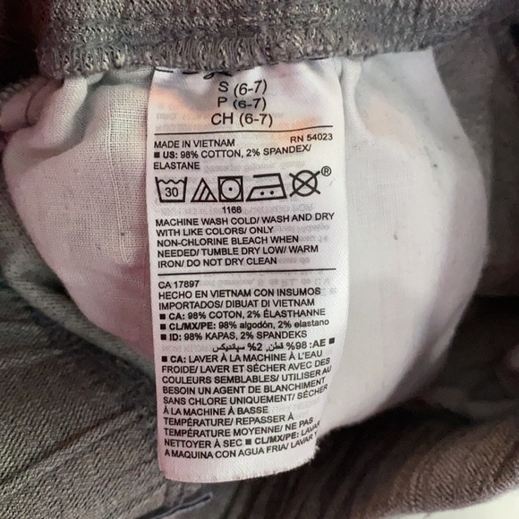 Old Navy Gray Cotton/Spandex Shorts Elastic Waist - Picture 4 of 4